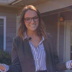 Meet your Posher, Michaela